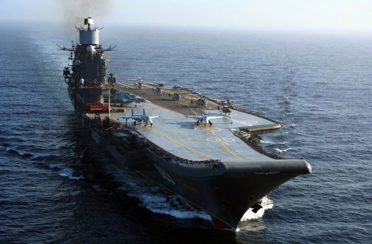 Bat ngo: Nga thay Mistral bang…tau san bay Kuznetsov-Hinh-3